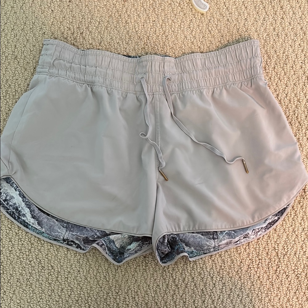Lululemon Athletica Gray Athletic Shorts Lightweight Performance